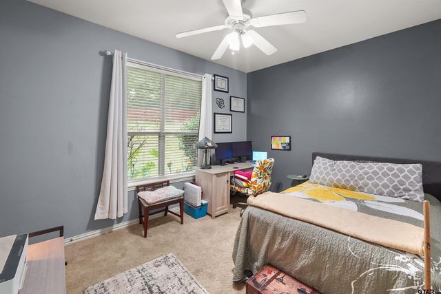 7614 Abbeywood Ct., Tyler, TX 75703