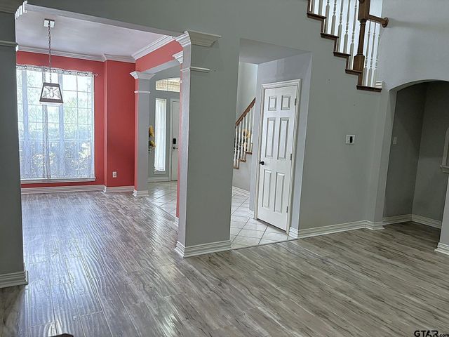7614 Abbeywood Ct., Tyler, TX 75703