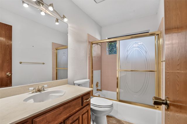 3910 Cross Bend Court, Arlington, TX 76016