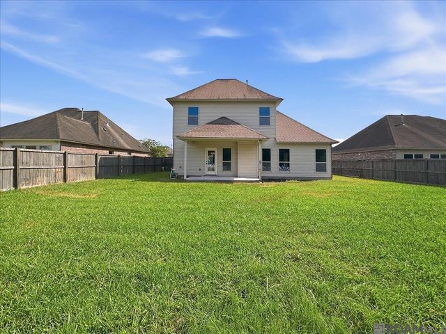 22616 Timber Ridge Dr, Denham Springs, LA 70726