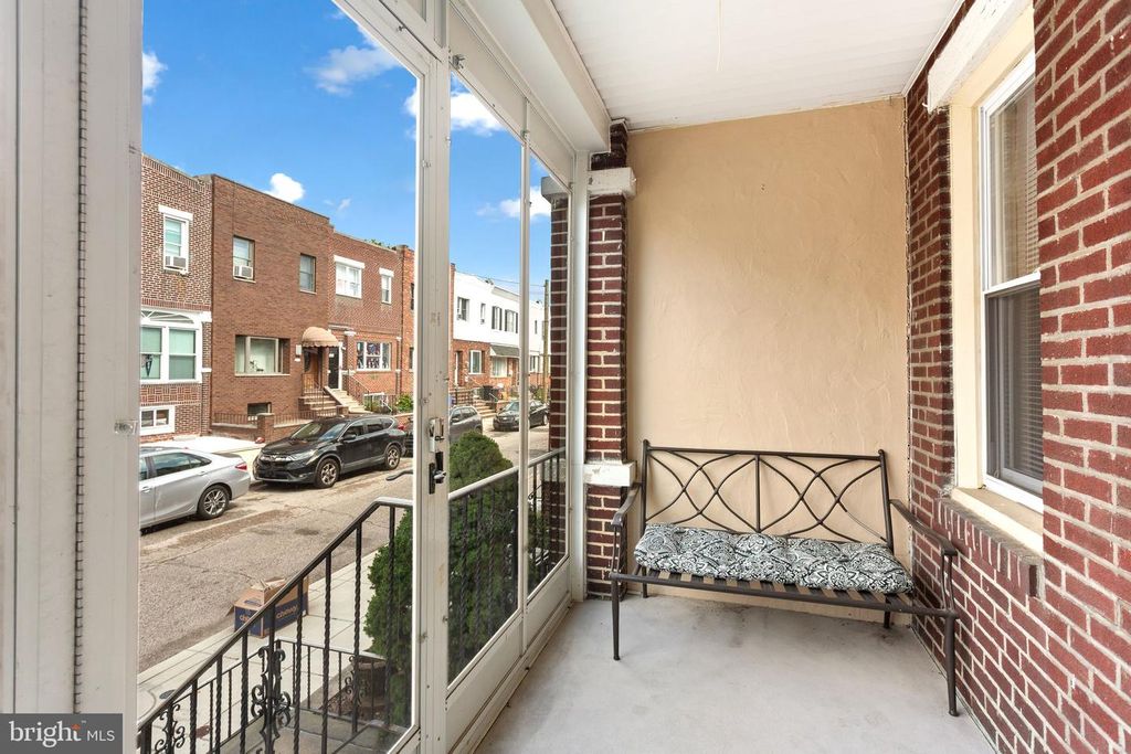 2839 S ISEMINGER ST, PHILADELPHIA, PA 19148 — photo 2