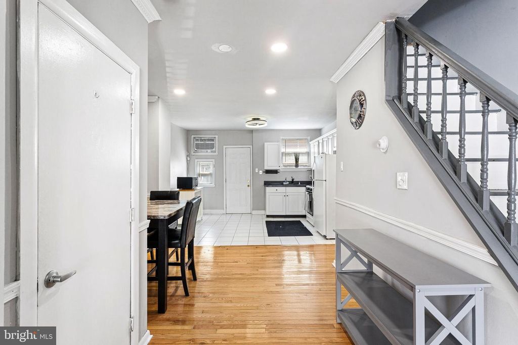 2839 S ISEMINGER ST, PHILADELPHIA, PA 19148 — photo 5