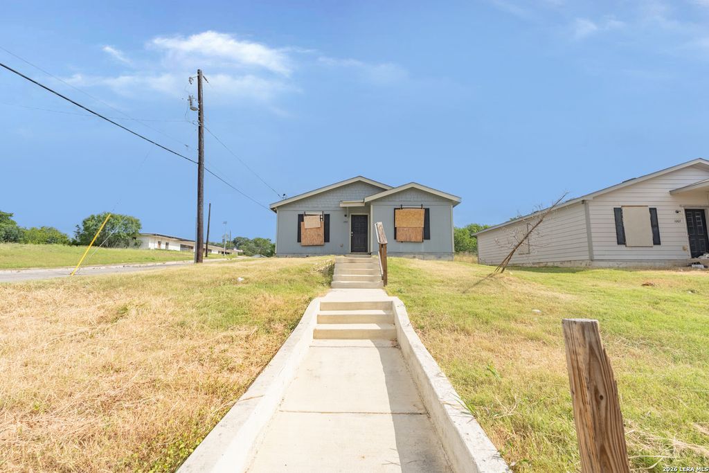 1003 YUCCA ST, San Antonio, TX 78220