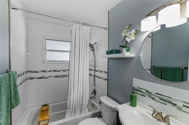 6343 19TH AVENUE N, St Petersburg, FL 33710