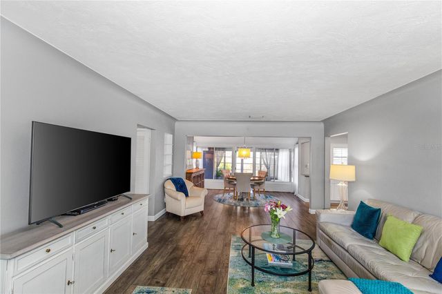 6343 19TH AVENUE N, St Petersburg, FL 33710