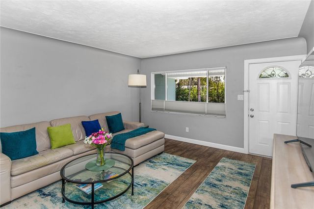 6343 19TH AVENUE N, St Petersburg, FL 33710