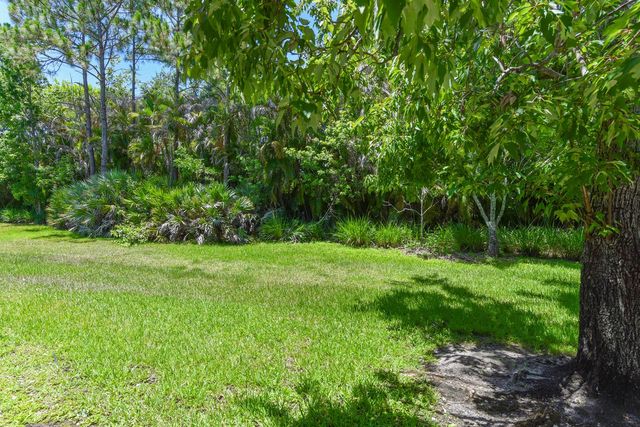 2257 SW Marshfield Court, Port Saint Lucie, FL 34953