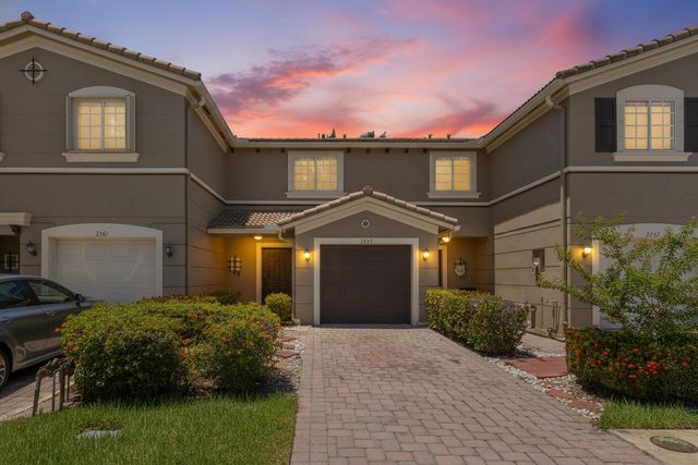 2257 SW Marshfield Court, Port Saint Lucie, FL 34953