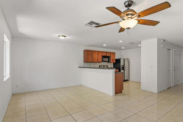2257 SW Marshfield Court, Port Saint Lucie, FL 34953