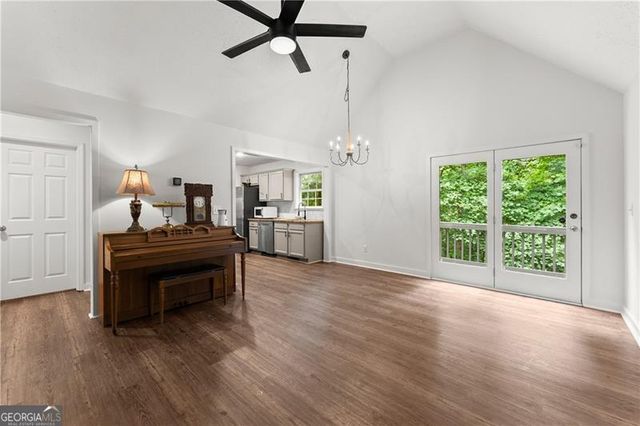 92 Bamby Lane, Ellijay, GA 30540