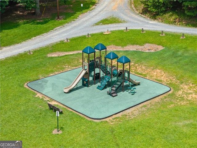 92 Bamby Lane, Ellijay, GA 30540