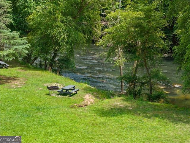 92 Bamby Lane, Ellijay, GA 30540