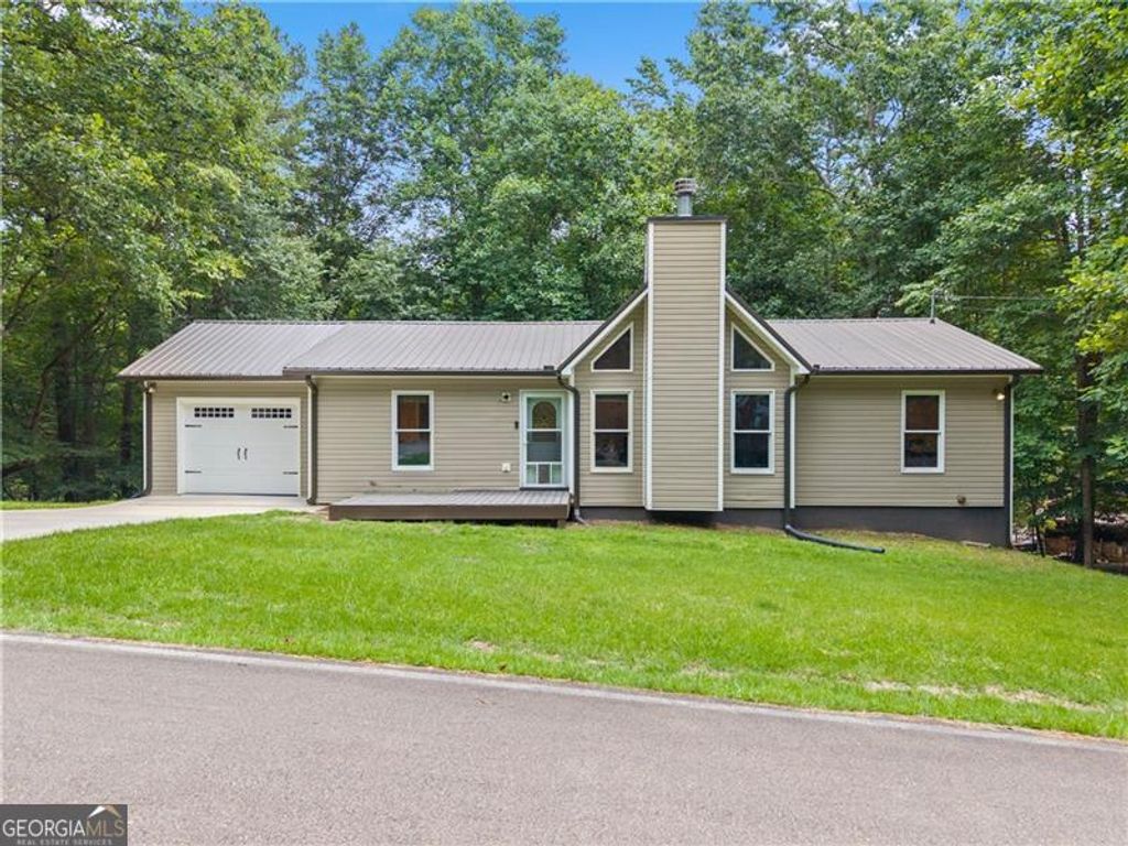 92 Bamby Lane, Ellijay, GA 30540