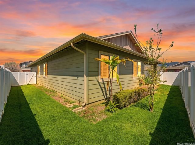 91-989 Pue Pue Street, Ewa Beach, HI 96706