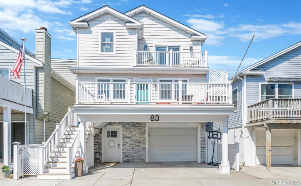 83 California Street, Long Beach, NY 11561