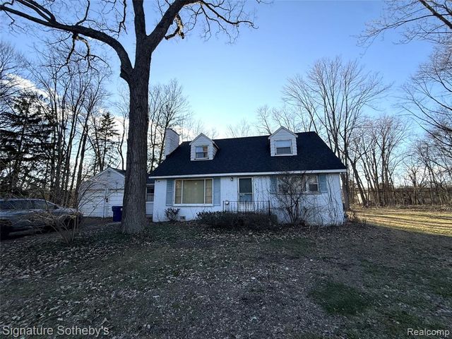 5825 N Lotz Road, Canton, MI 48187