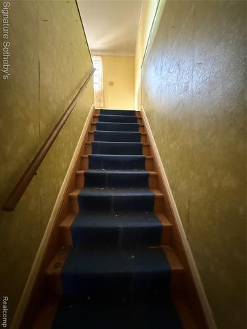 5825 N Lotz Road, Canton, MI 48187