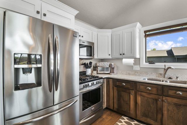 N8062 15th Avenue, New Lisbon, WI 53950