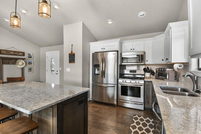N8062 15th Avenue, New Lisbon, WI 53950