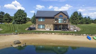 N8062 15th Avenue, New Lisbon, WI 53950