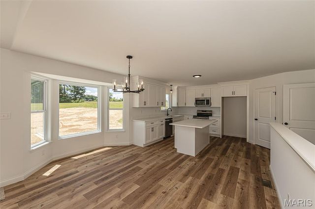 11 Oakview Court, Troy, MO 63379
