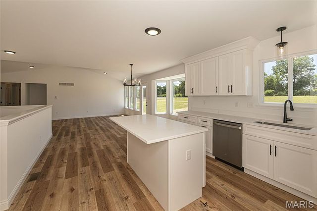 11 Oakview Court, Troy, MO 63379