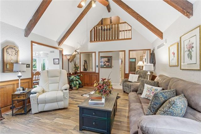 12905 Quail Ridge, Lee's Summit, MO 64086