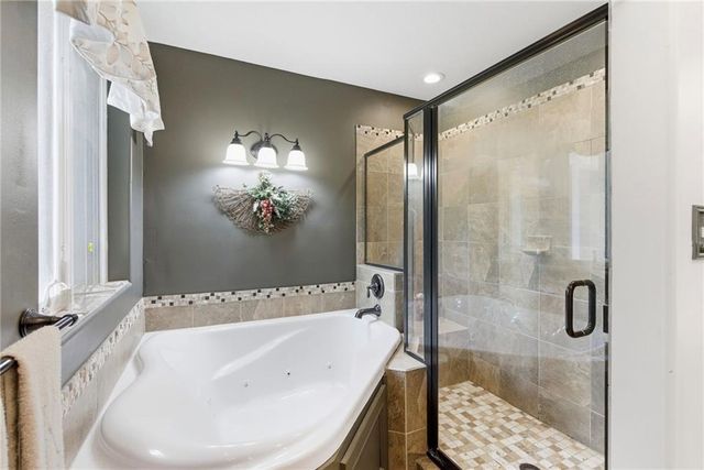 12905 Quail Ridge, Lee's Summit, MO 64086