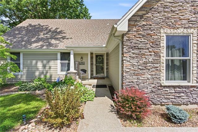 12905 Quail Ridge, Lee's Summit, MO 64086