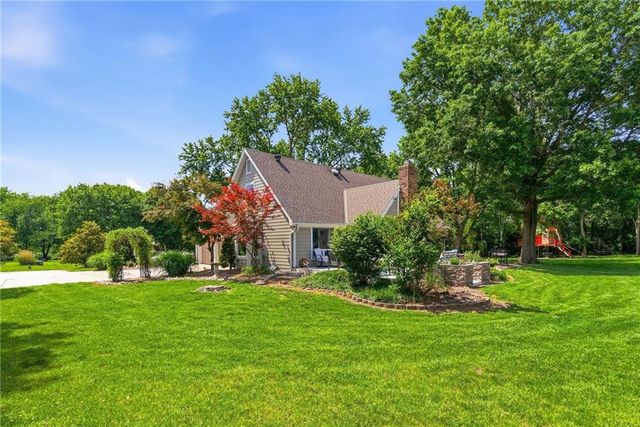 12905 Quail Ridge, Lee's Summit, MO 64086