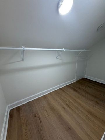 1721 Prospect Avenue, Des Plaines, IL 60018