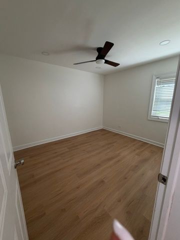 1721 Prospect Avenue, Des Plaines, IL 60018