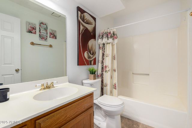 617 S ARROWWOOD Way, Mesa, AZ 85208