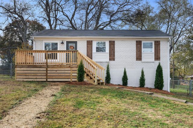 207 Sunset Blvd, Gallatin, TN 37066