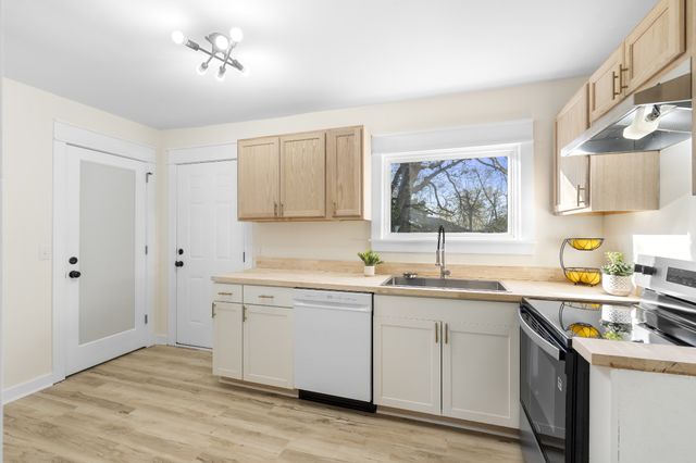 207 Sunset Blvd, Gallatin, TN 37066