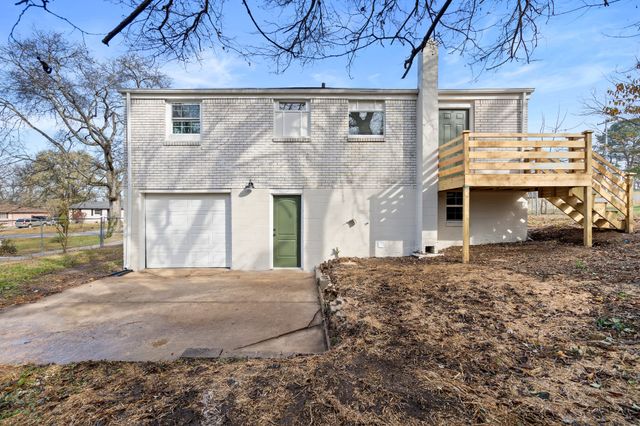 207 Sunset Blvd, Gallatin, TN 37066