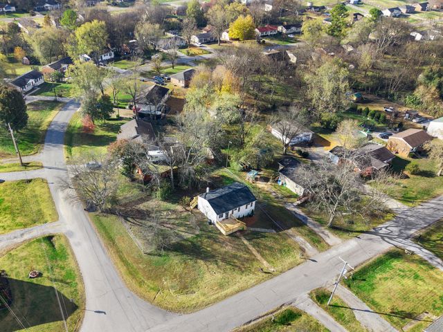 207 Sunset Blvd, Gallatin, TN 37066