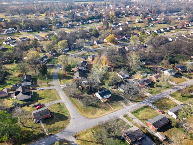 207 Sunset Blvd, Gallatin, TN 37066