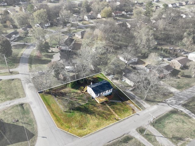 207 Sunset Blvd, Gallatin, TN 37066