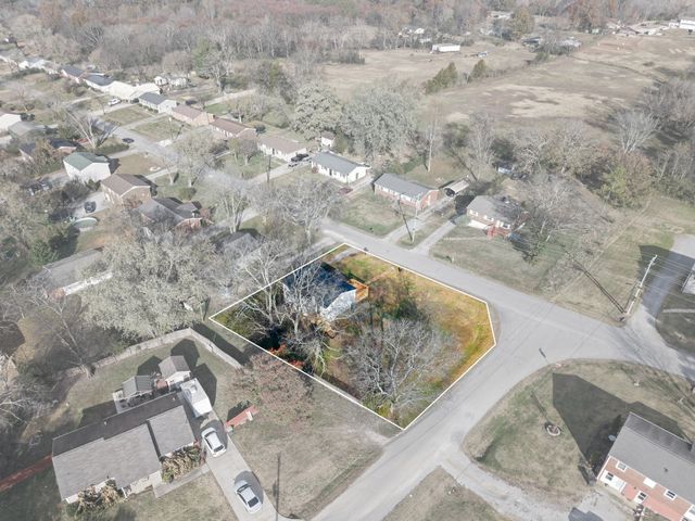 207 Sunset Blvd, Gallatin, TN 37066