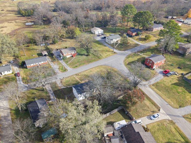 207 Sunset Blvd, Gallatin, TN 37066