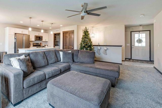 2040 90th STREET, Sturtevant, WI 53177