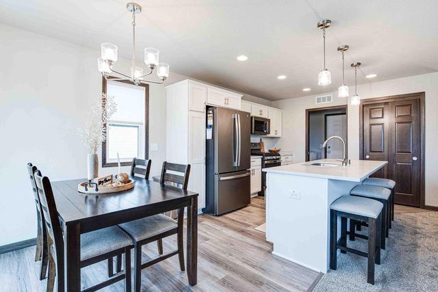 2040 90th STREET, Sturtevant, WI 53177