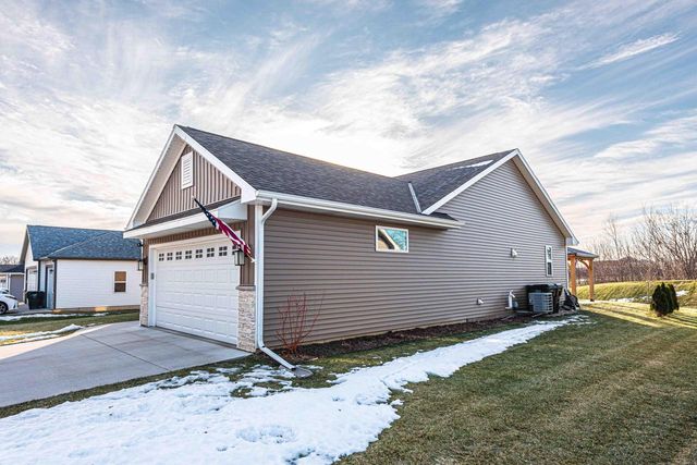 2040 90th STREET, Sturtevant, WI 53177