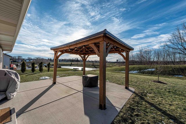 2040 90th STREET, Sturtevant, WI 53177