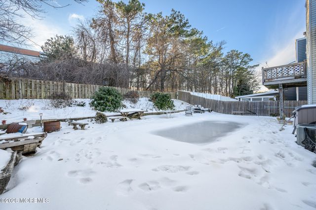 33 Compass Lane, Barnegat, NJ 08005