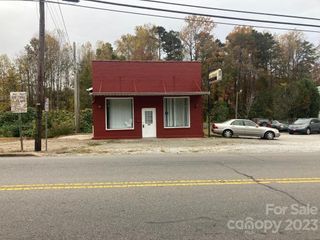 406 East Court Street, Marion, NC 28752