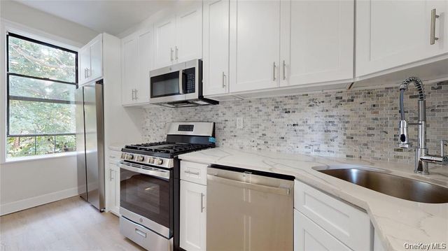 549 Ashford Street Second Floor, Brooklyn, NY 11207