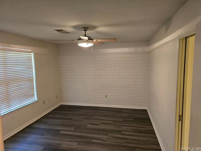23 Vantage Drive, Maumelle, AR 72113