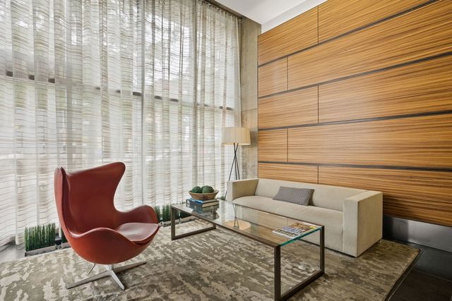 659 W Randolph Street 1217, Chicago, IL 60661